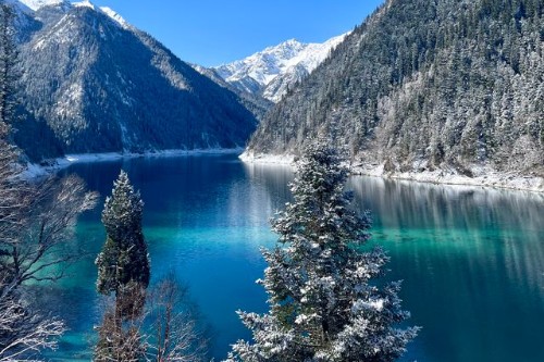 Jiuzhaigou Valley