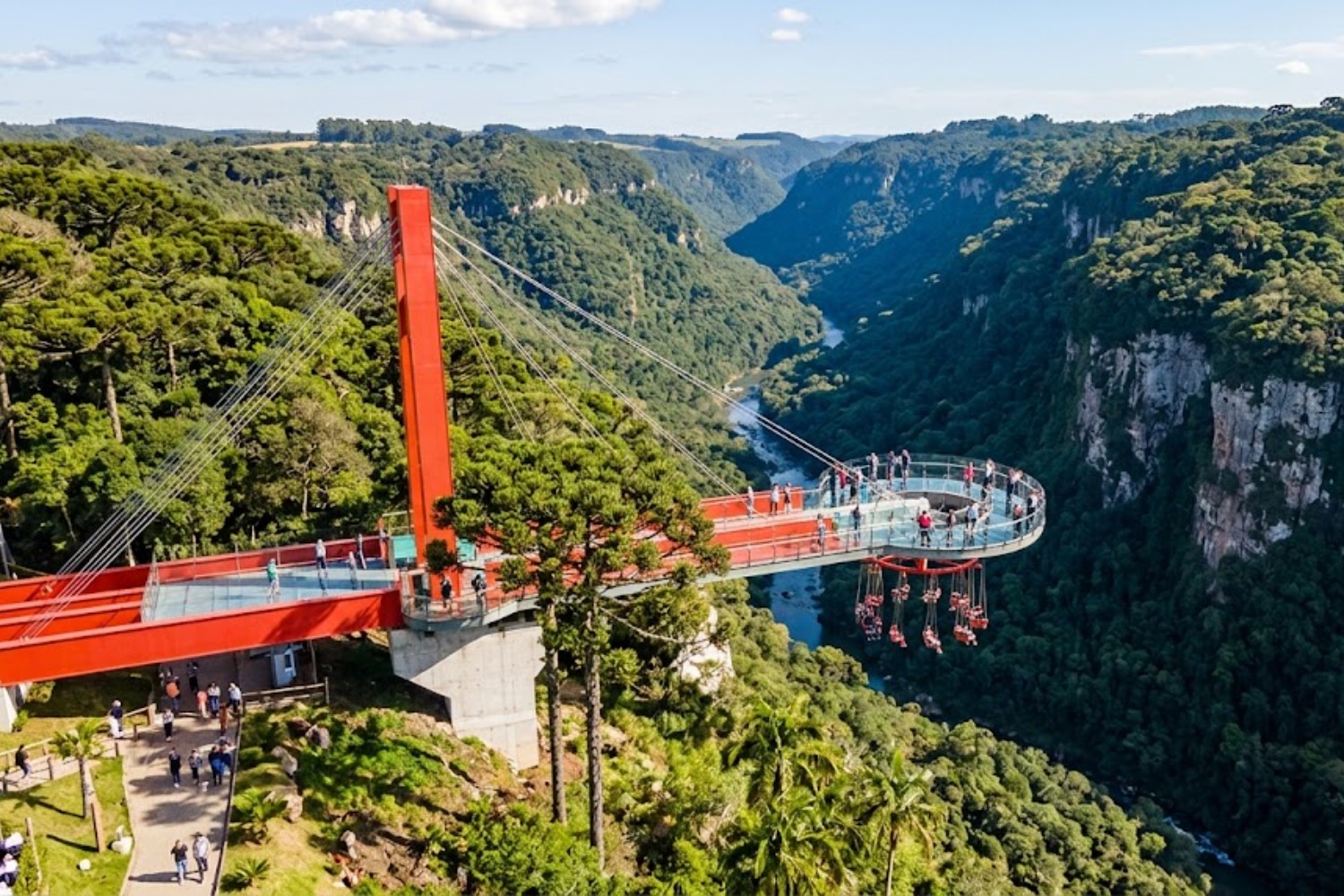 Gramado com Skyglass e Bustour